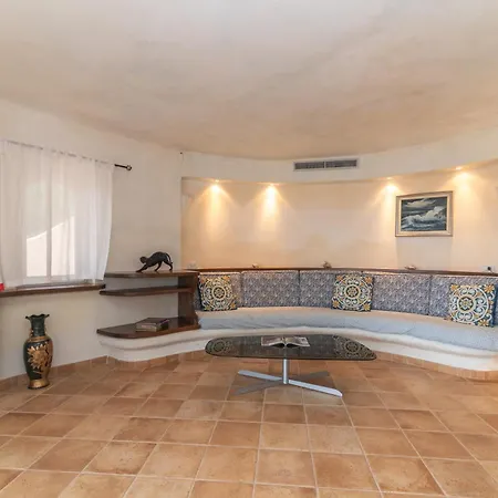 Eleonora Villa